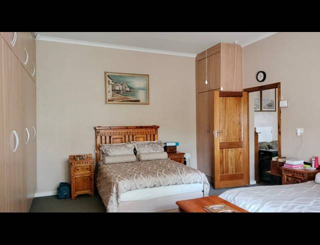 3 BEDROOM HOUSE FOR SALE IN DALVIEW